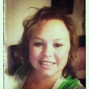 Meet your Posher, Leslee